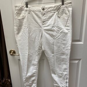 B womens a.n.a solid white stretch skinny plus size jeans size 20W